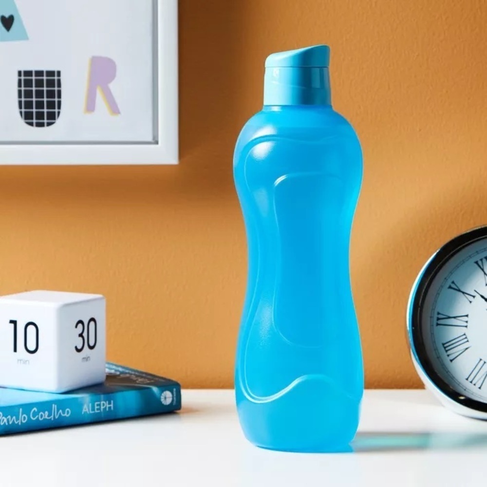 Tupperware Eco Blue Water Bottle with flip top